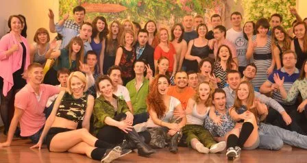 Июнь 2015 - едем танцевальной бандой на острова Иваньковского водохранилища на выходные.