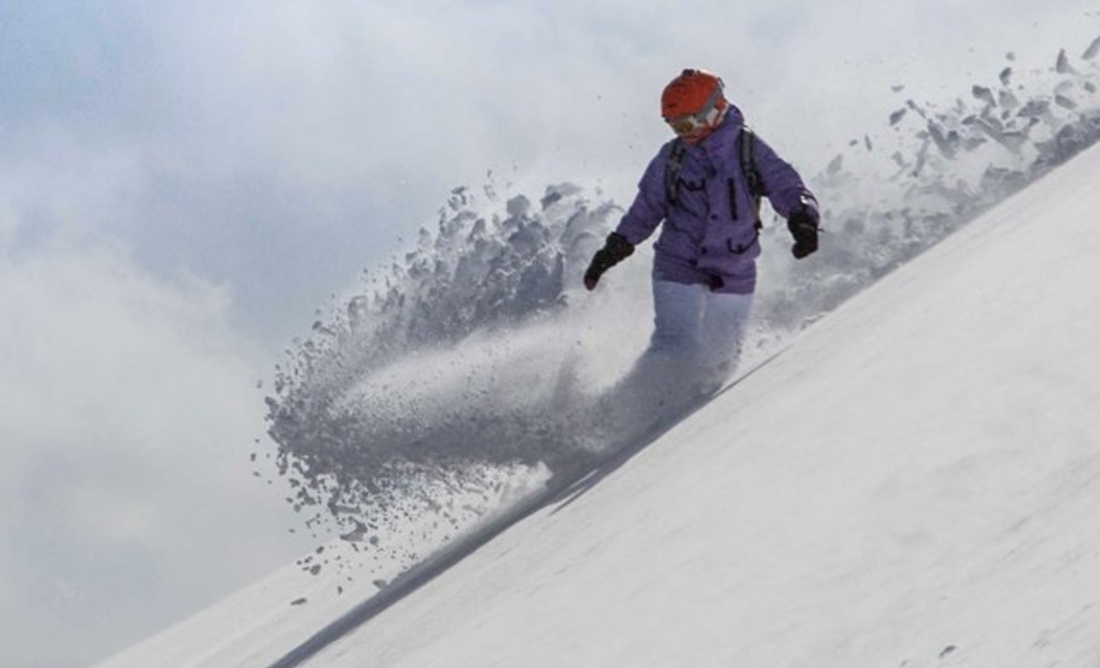Катаемся на сноубордах и лыжах 4 ноября 2015г. 12:00 в СнежКом. Присоединяйтесь.